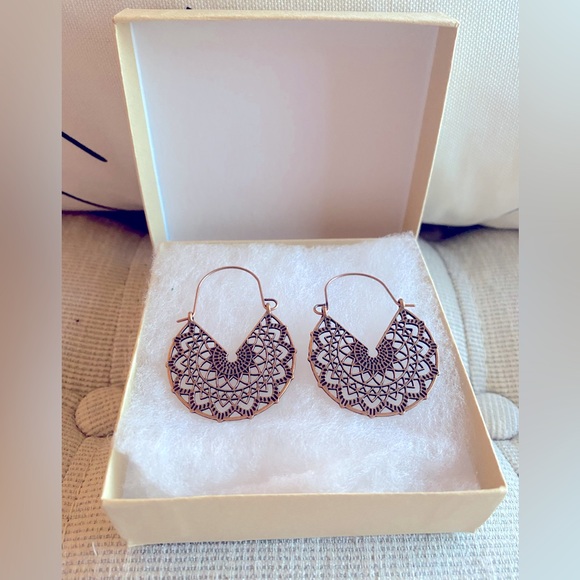 Rose Gold Basketweave Earrings - Picture 2 of 5